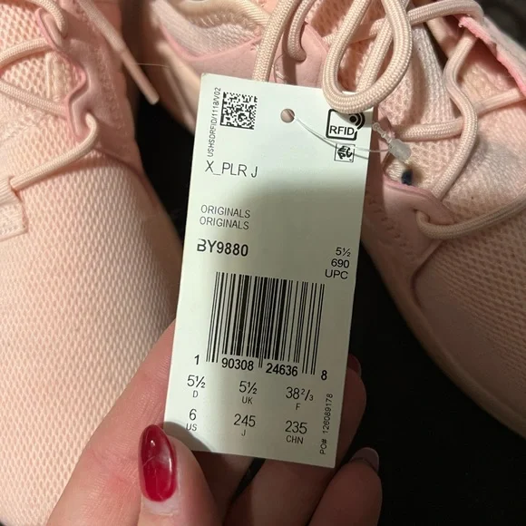 NWT Adidas Big Kids Sneakers - Picture 4 of 4